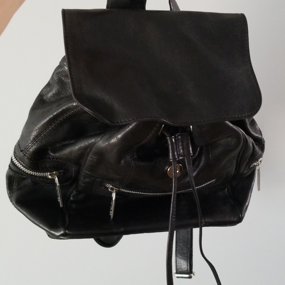Leather Bag/backpack